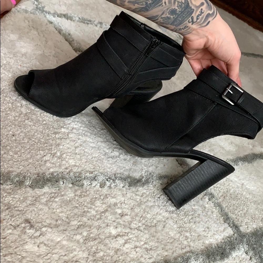 High heel booties